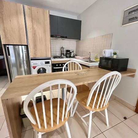Forest View Apartments Кололи Екстериор снимка